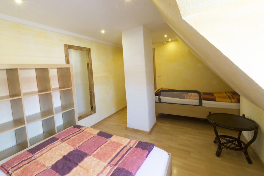 Ferienwohnung Loeffler เดรสเดน ภายนอก รูปภาพ