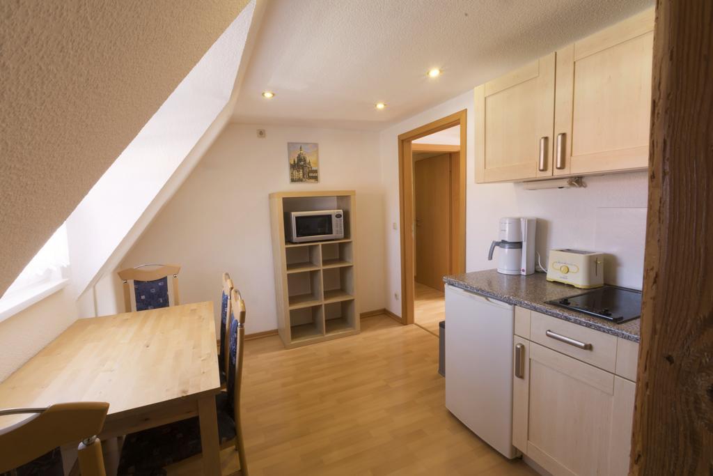 Ferienwohnung Loeffler เดรสเดน ภายนอก รูปภาพ