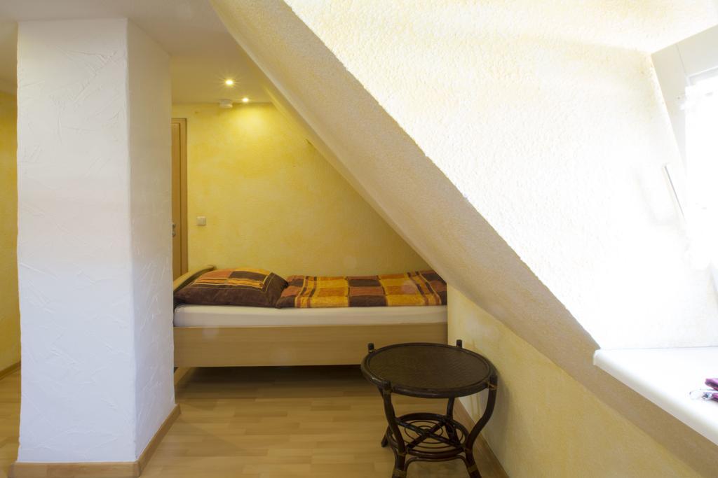 Ferienwohnung Loeffler เดรสเดน ภายนอก รูปภาพ